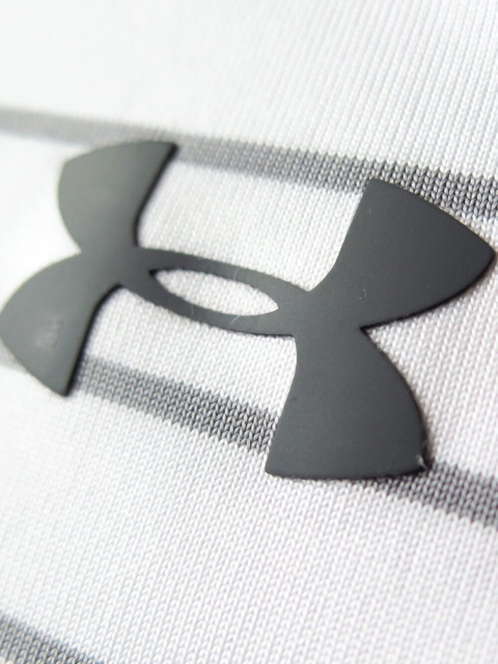 Under Armour White Gray Striped Playoff Golf Polo (XXL) OMG! ⛳️